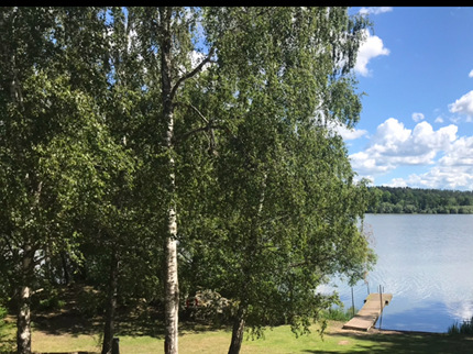 Badplats Svinstadsjön utanför  Bankekind